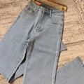 The Amorè Jeans