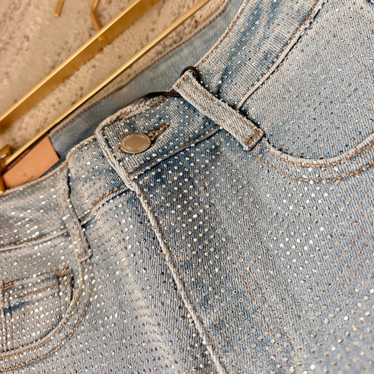 The Amorè Jeans
